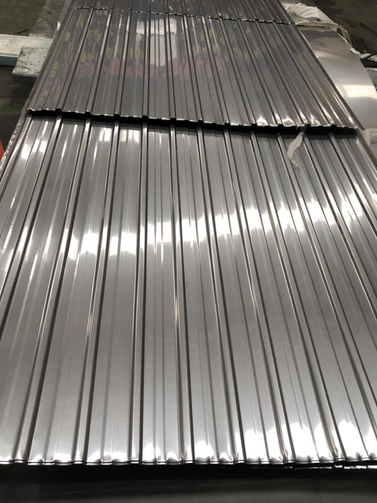 Tôn laphong inox 304 và inox 316 2b siêu xịn mà đẹp không tưởng, ấm áp cho mọi nhà